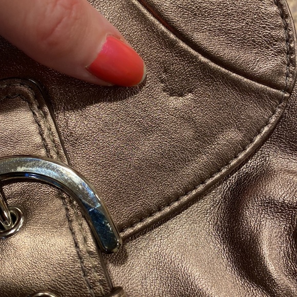 Coach Crossbody Leather Small Bag The Color is Possibly a Bronze or a Gold Color - Picture 3 of 17